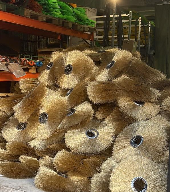 Диск щеточный 120х550 П (с металлическим ворсом)