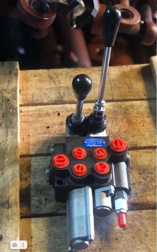 Гидрораспределитель 2Р401А1К16 GkZ1 c плавающей секцией