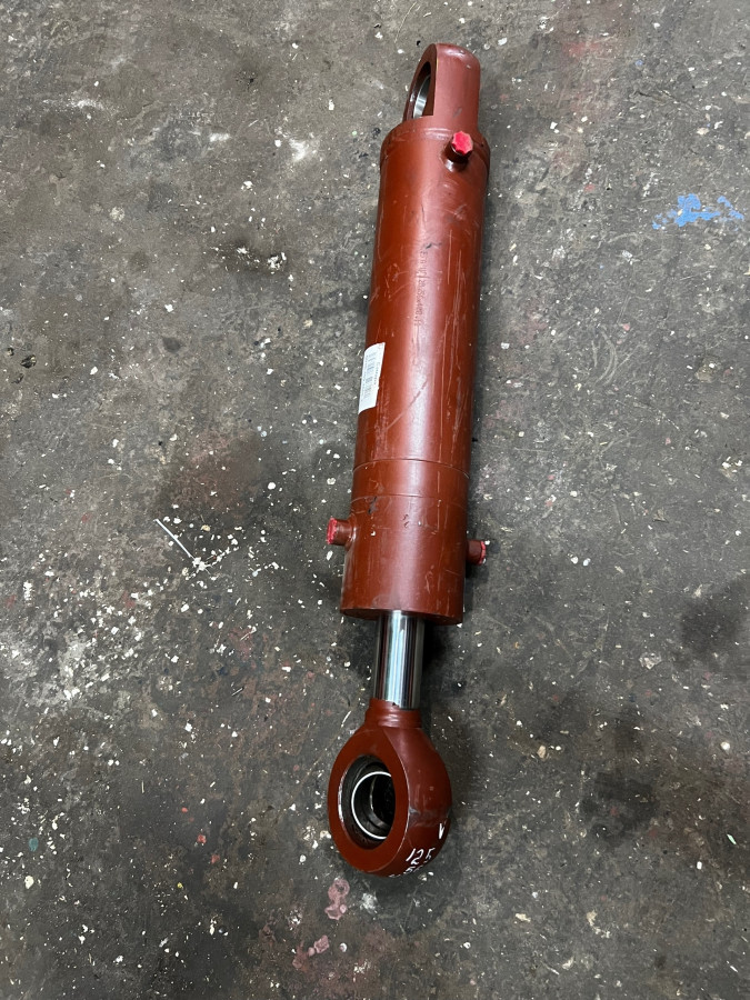 ЦГ-125.56х400.11 Гидроцилиндр ковша ТО-30.44.10.000