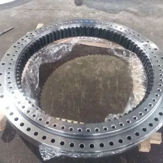 Поворотный круг PC210-8 (20Y-25-00400)