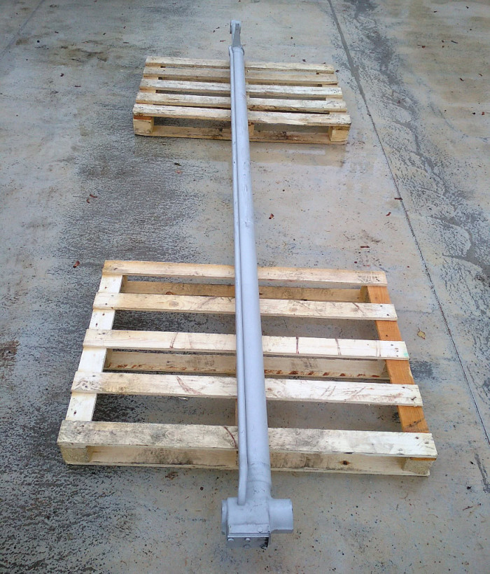 Гидроцилиндр телескопа Manitou 240930